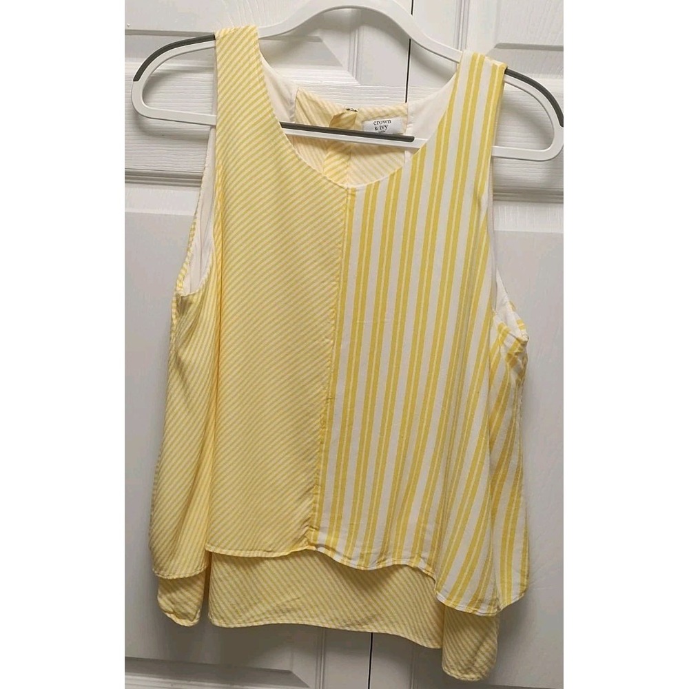 Crown & IvynPetite XL Asymmetrical Layered split Back White With Yellow Stripes